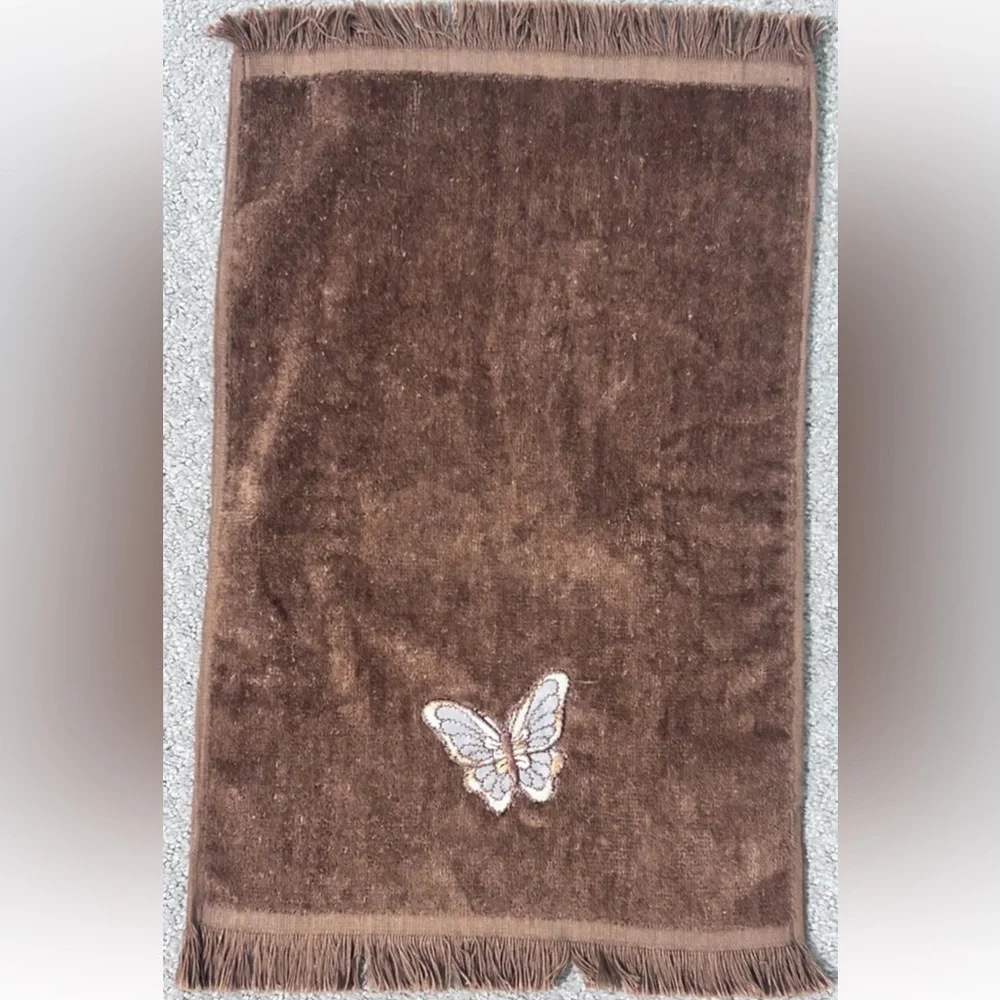 Vintage Matrex Embroidered Butterfly 3 Piece Towel Set MCM